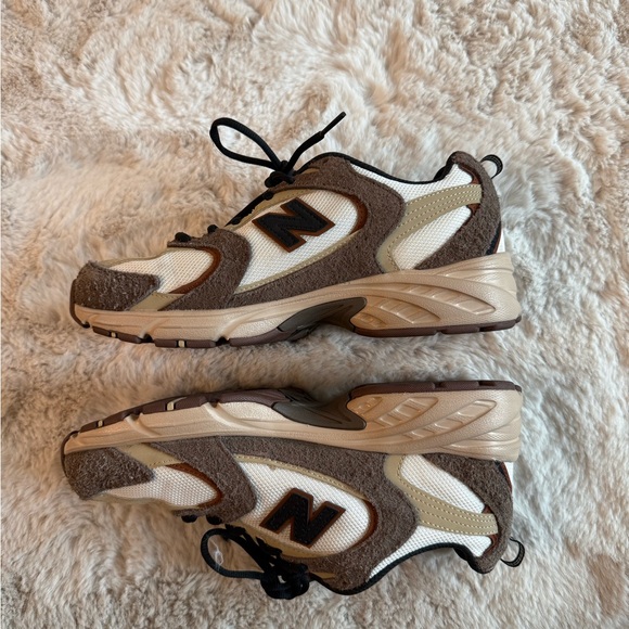 New Balance 530 - Picture 4 of 7